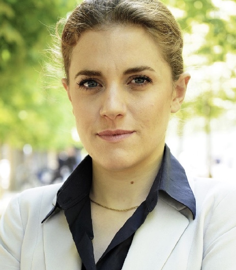Diane Abrahams, La Poste Ventures